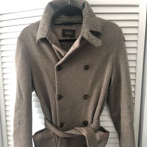 Double breasted knitwear